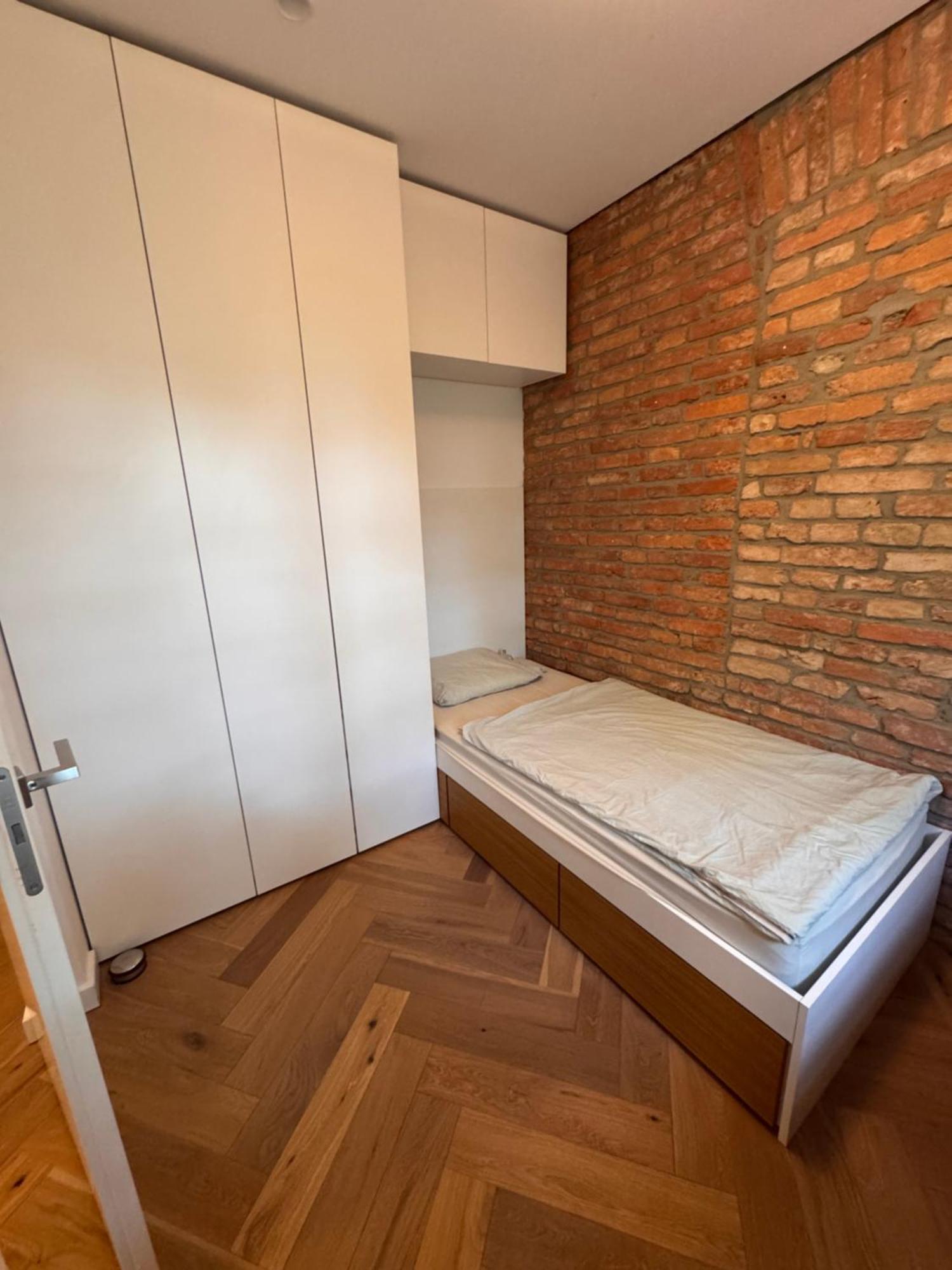 Enchanting Eipprova Apartma